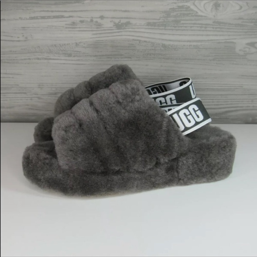Fluff yeah ugg slides - Picture 2 of 7